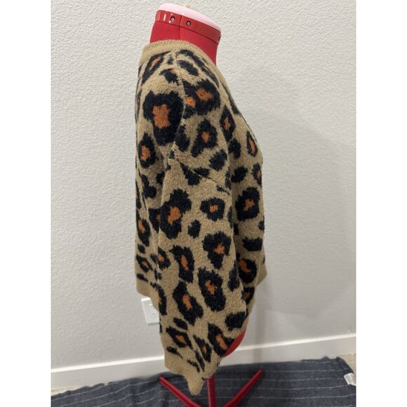 Leopard Print Sweater Tan Brown Orange Animal Print Pattern Pullover - Picture 3 of 5